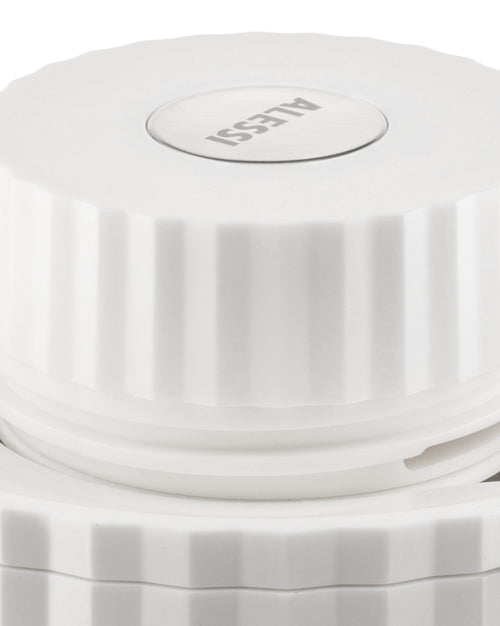 Plissé white Thermo insulated jug Alessi 3